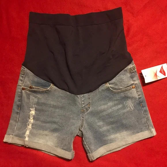 NWT Maternity Jean Shorts With Belly Panel - Picture 10 of 15